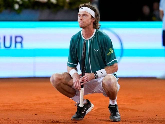 中场的领袖 中场的领袖