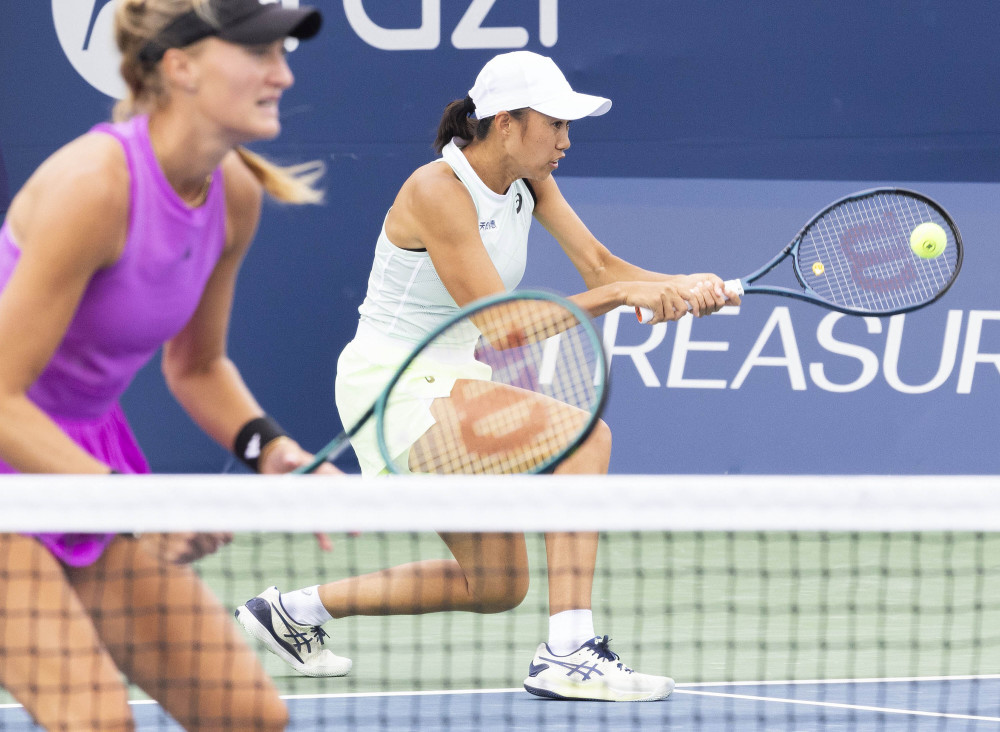 据球员特点 据球员特点