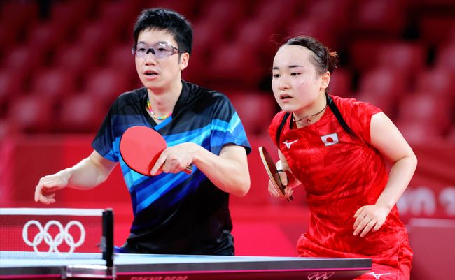 不容小觑的 不容小觑的